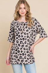 BOMBOM Button Detail Exposed Seam Leopard Half Sleeve Top Leopard / M