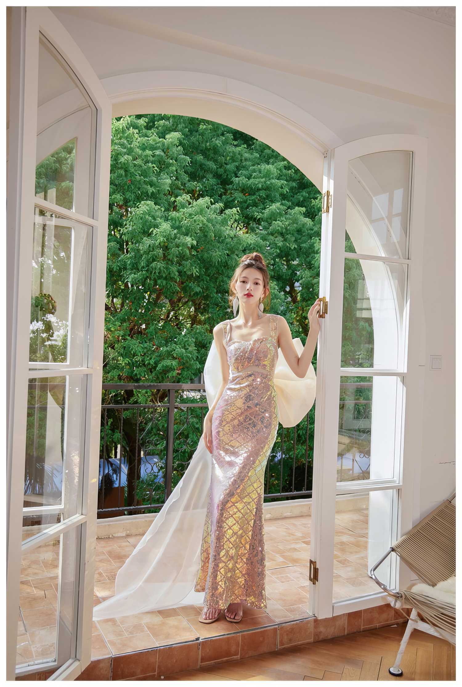 Bow Detail Mermaid Shimmering Sequin Gown