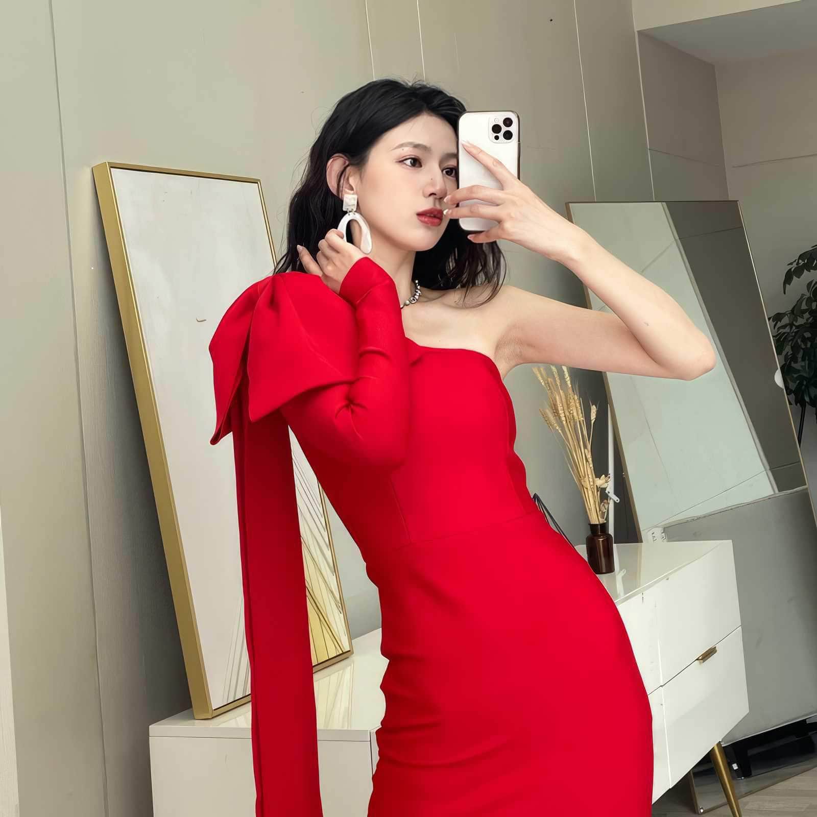 Bow-Knot Shoulder Long Sleeve Dress XS / Red