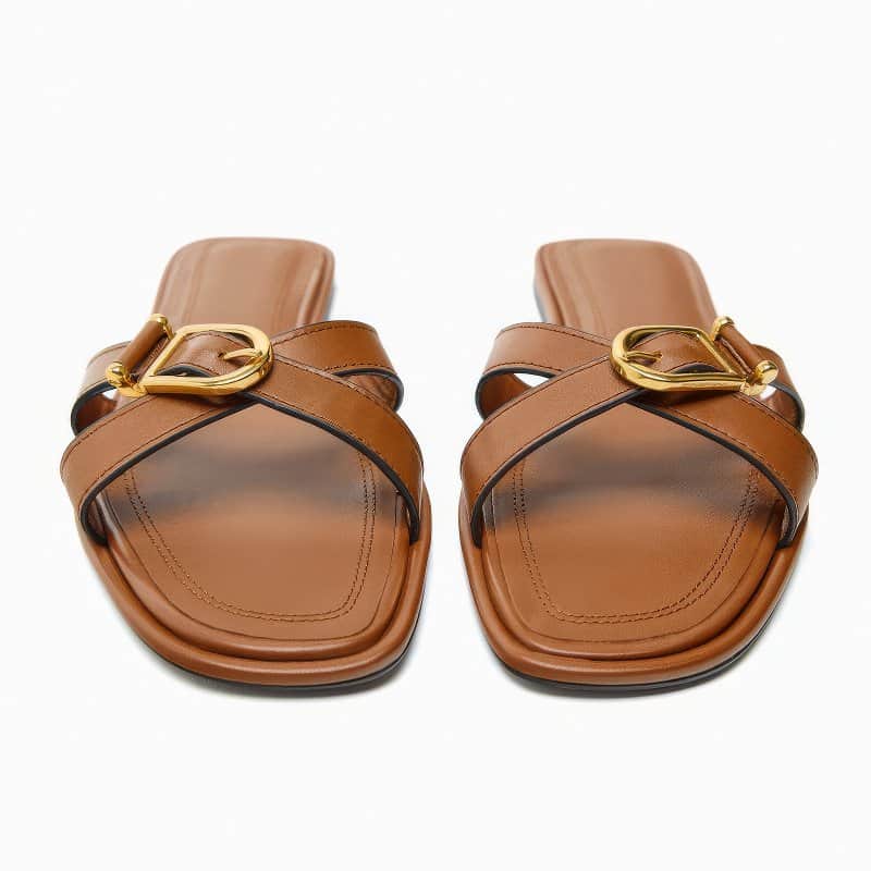 Brown Leather Metal Big Toe Ring Flat Sandals