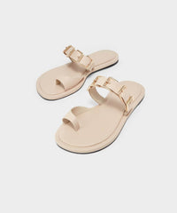 Buckled Leather Toe-Ring Sandals EU 34 / Beige