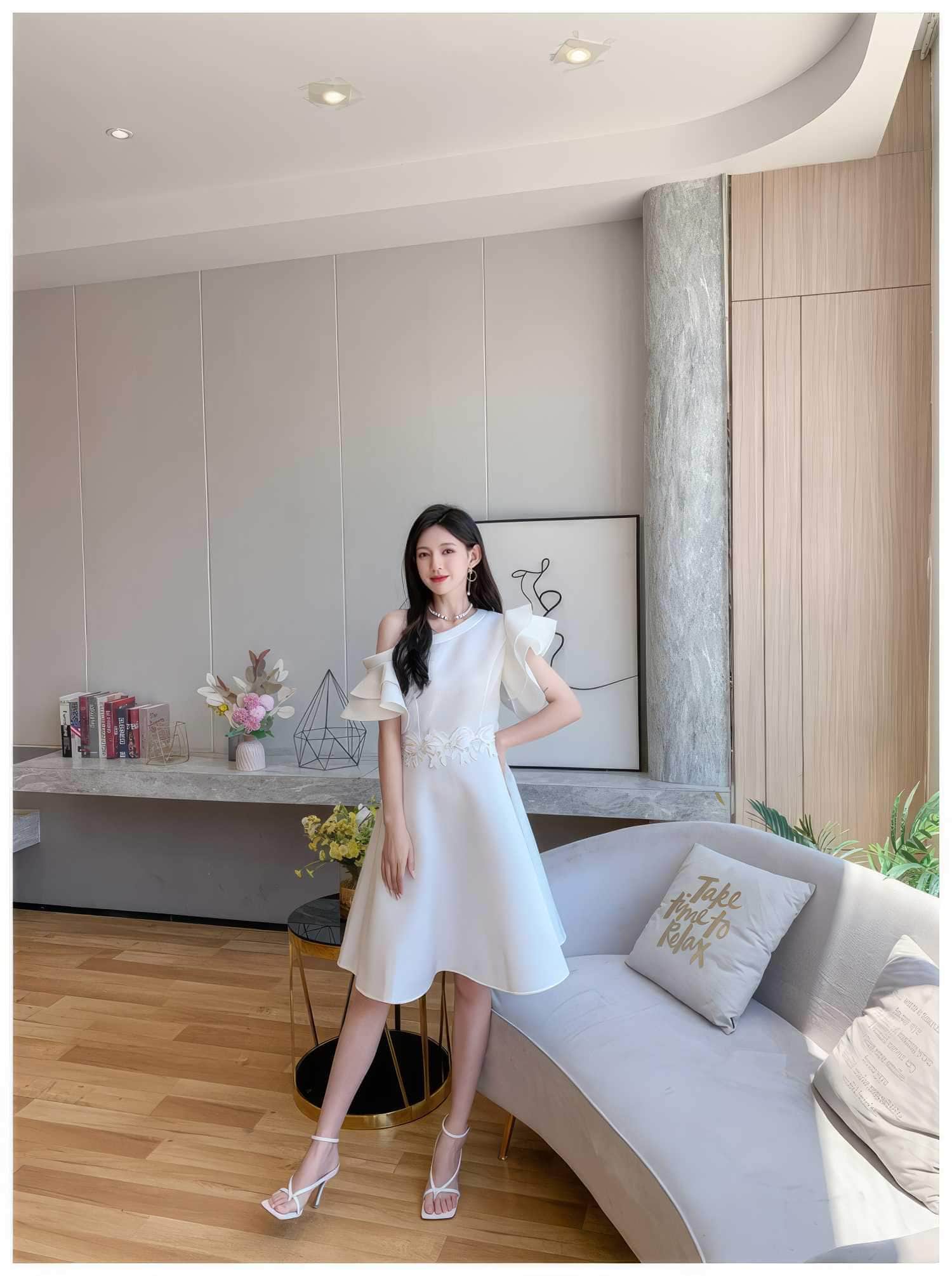 Butterfly Sleeves Floral Embroidered A-Line Dress