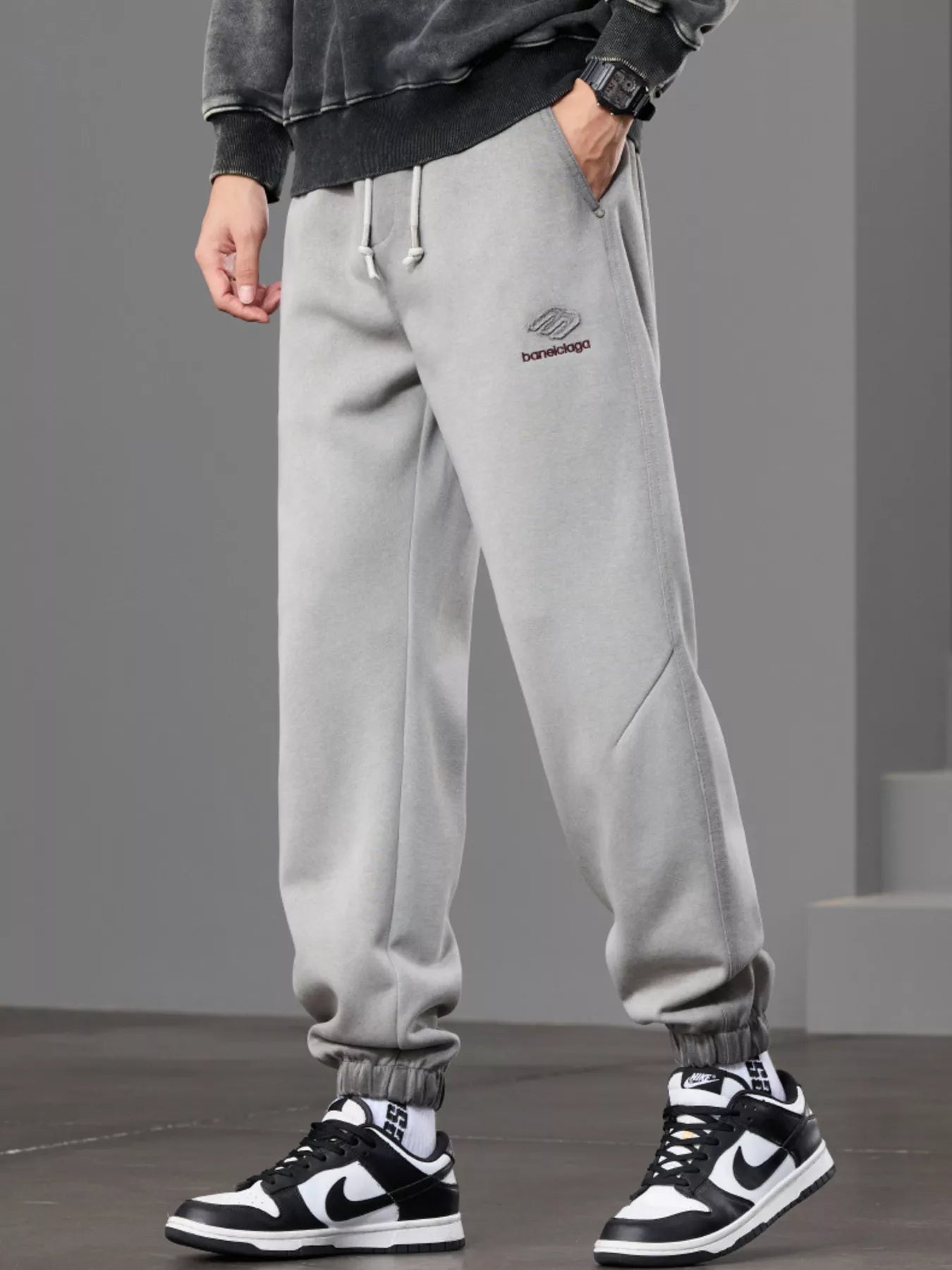 mens-casual-loose-fit-sweatpants-05