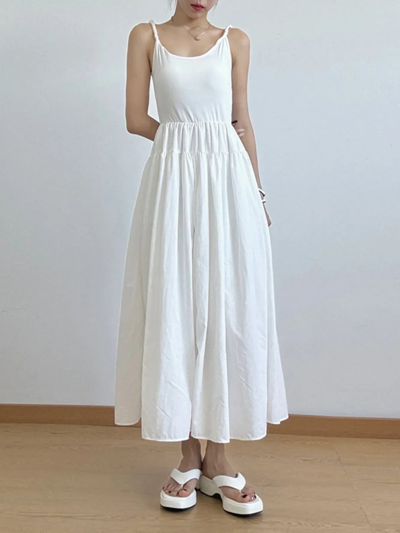 Casual Scoop Neck Cami Dress