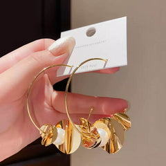 Chic Gold Tone Hoop Earrings with Faux Pearls and Abstract Metal Flowers Gold