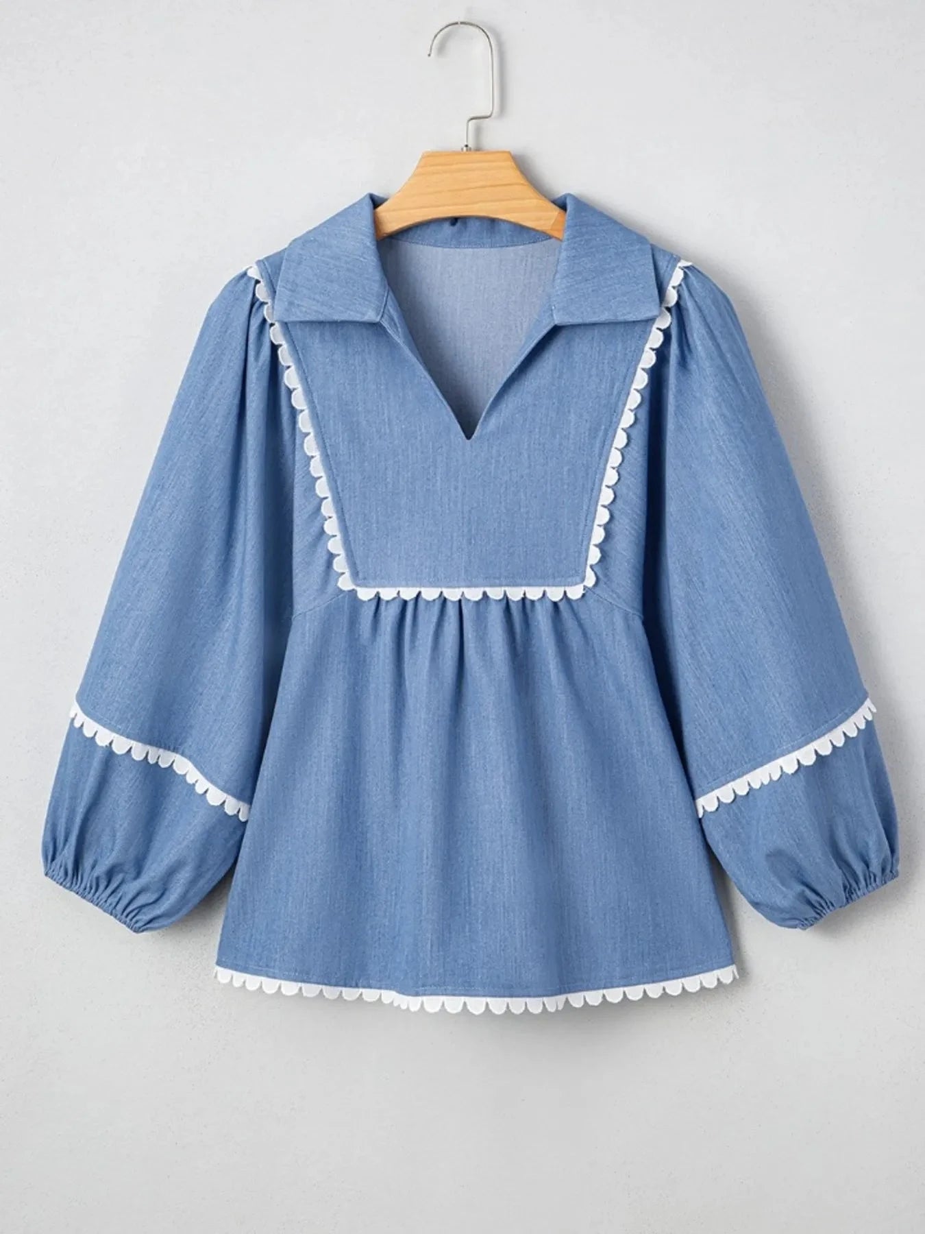 Collared Neck Contrast Trim Balloon Sleeve Blouse