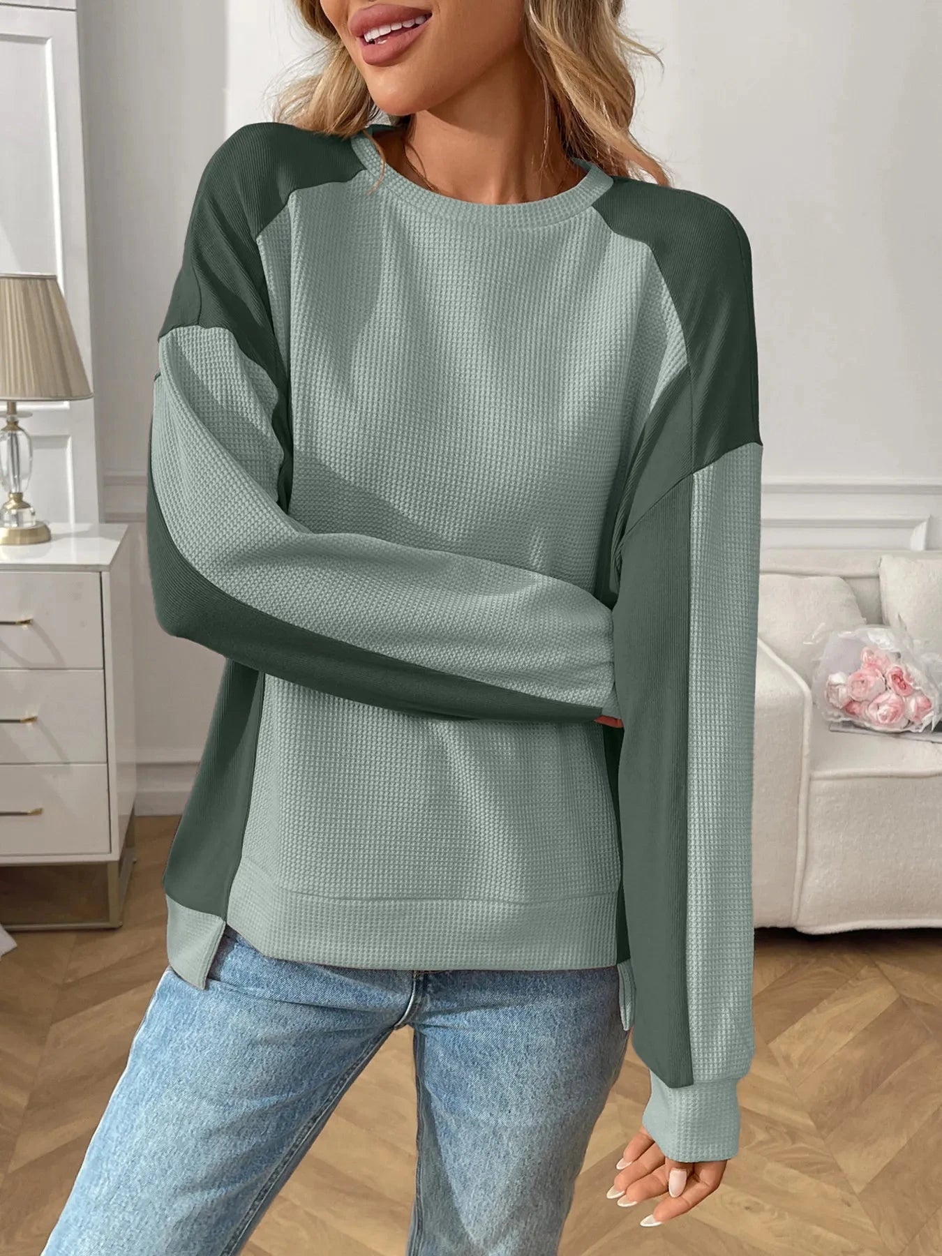 Color Block Long Sleeve Sweatshirt