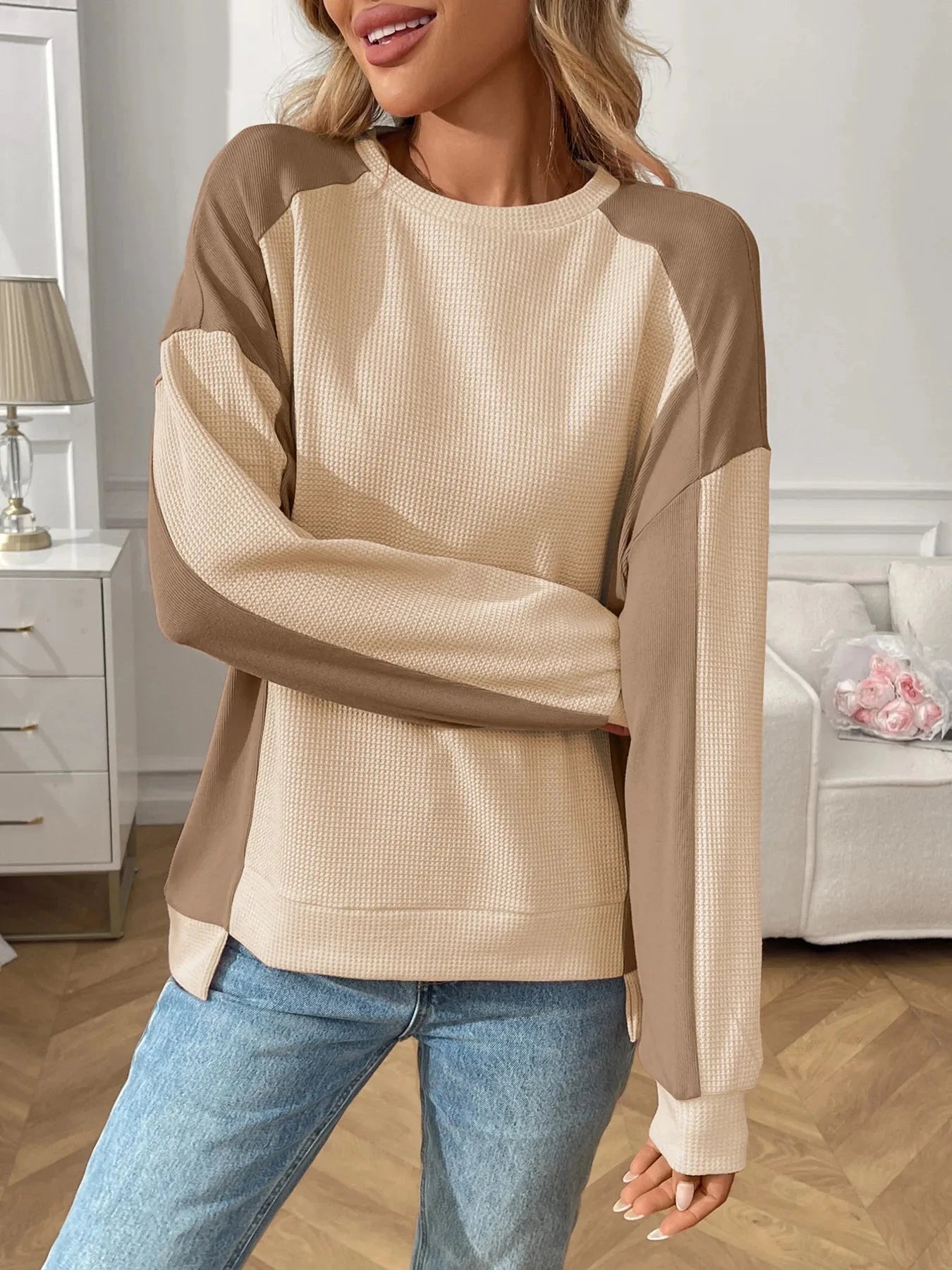 Color Block Long Sleeve Sweatshirt