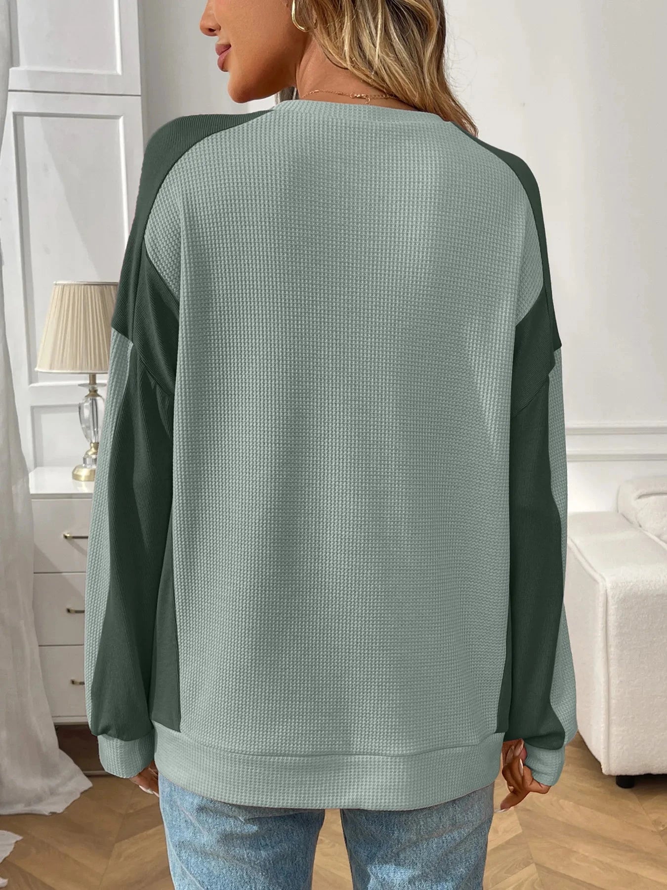 Color Block Long Sleeve Sweatshirt