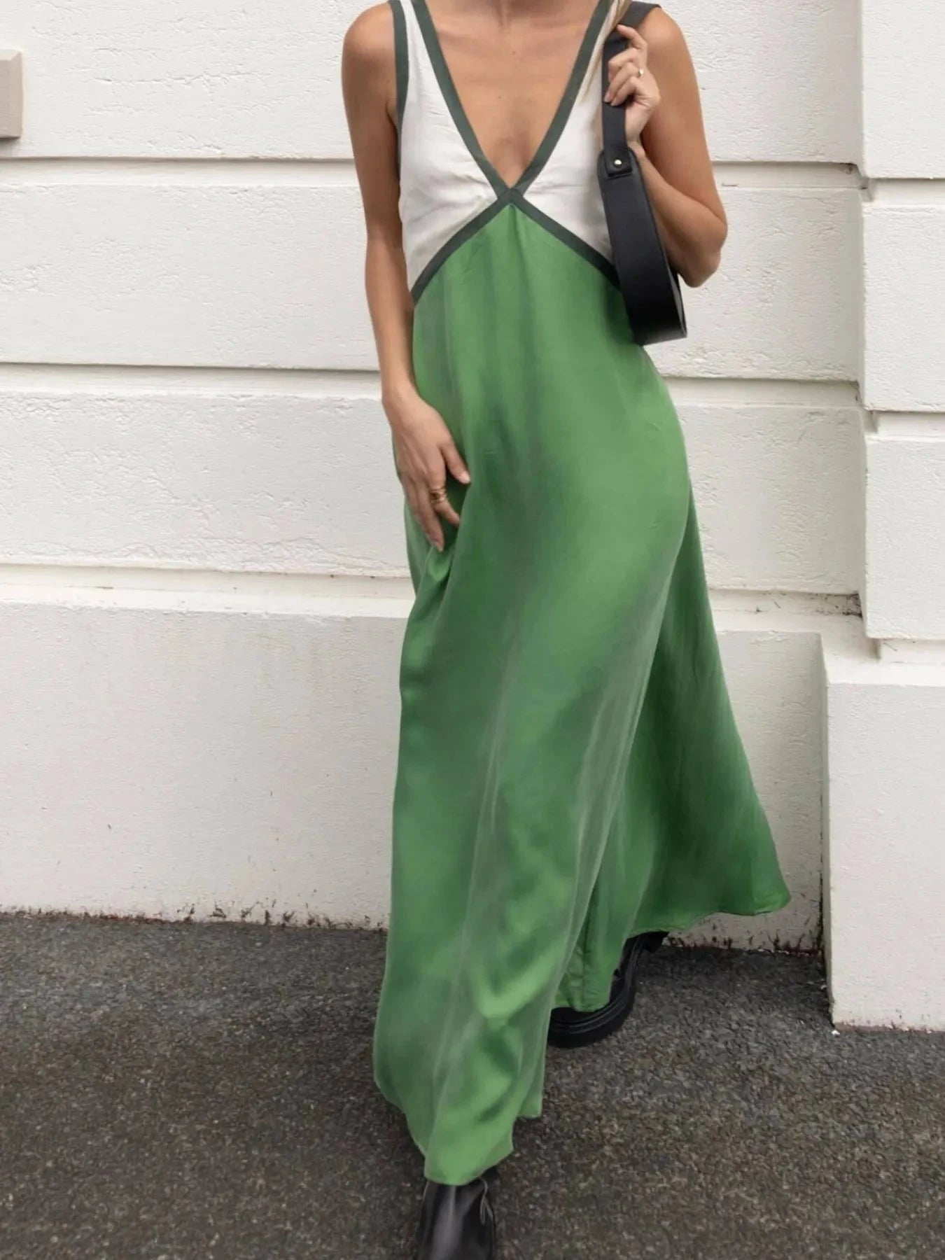 Color Block V-Neck Sleeveless Maxi Dress Dark Green / S
