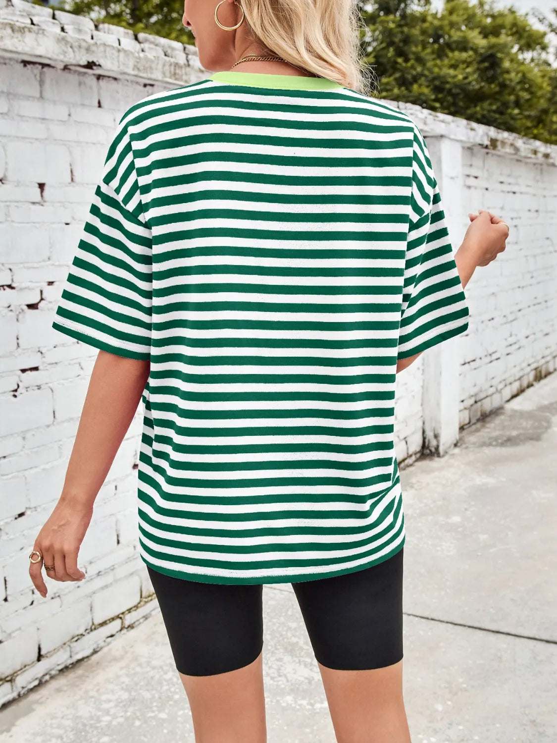 Contrast Striped Round Neck T-Shirt