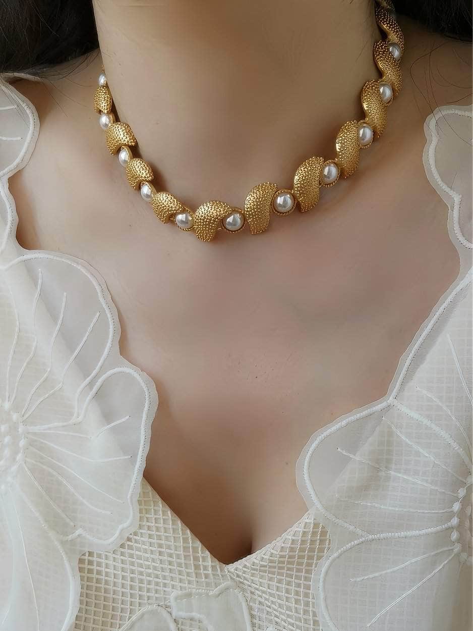 Crown Trifari Demi Parure Pearl Accented Necklace Gold / Necklace