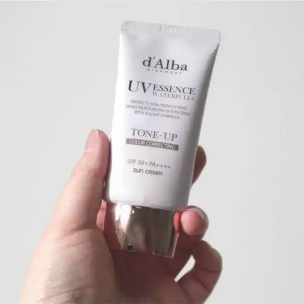 d'Alba Waterfull Tone-Up Sunscreen SPF 50+