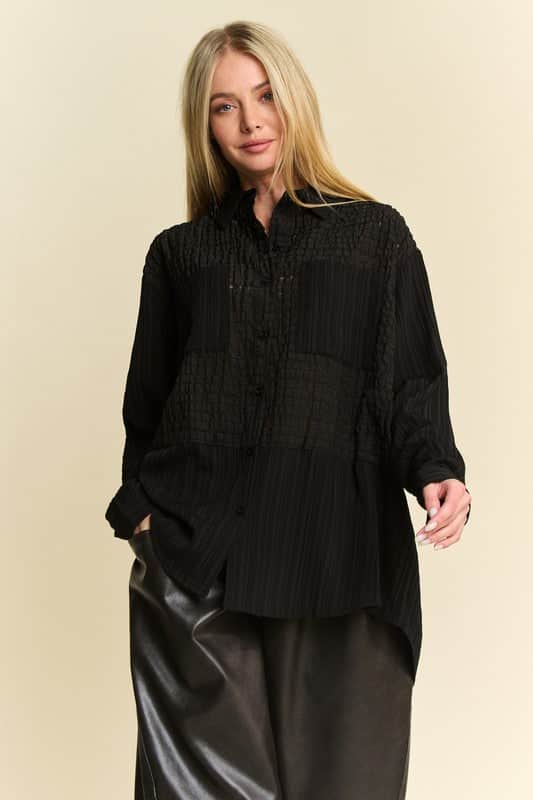 Davi & Dani Crinkled Jacquard Button Down Shirt Black / S