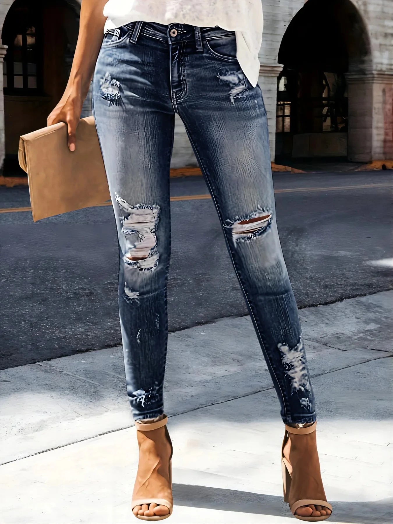 Distressed Skinny Jeans Dark / XS