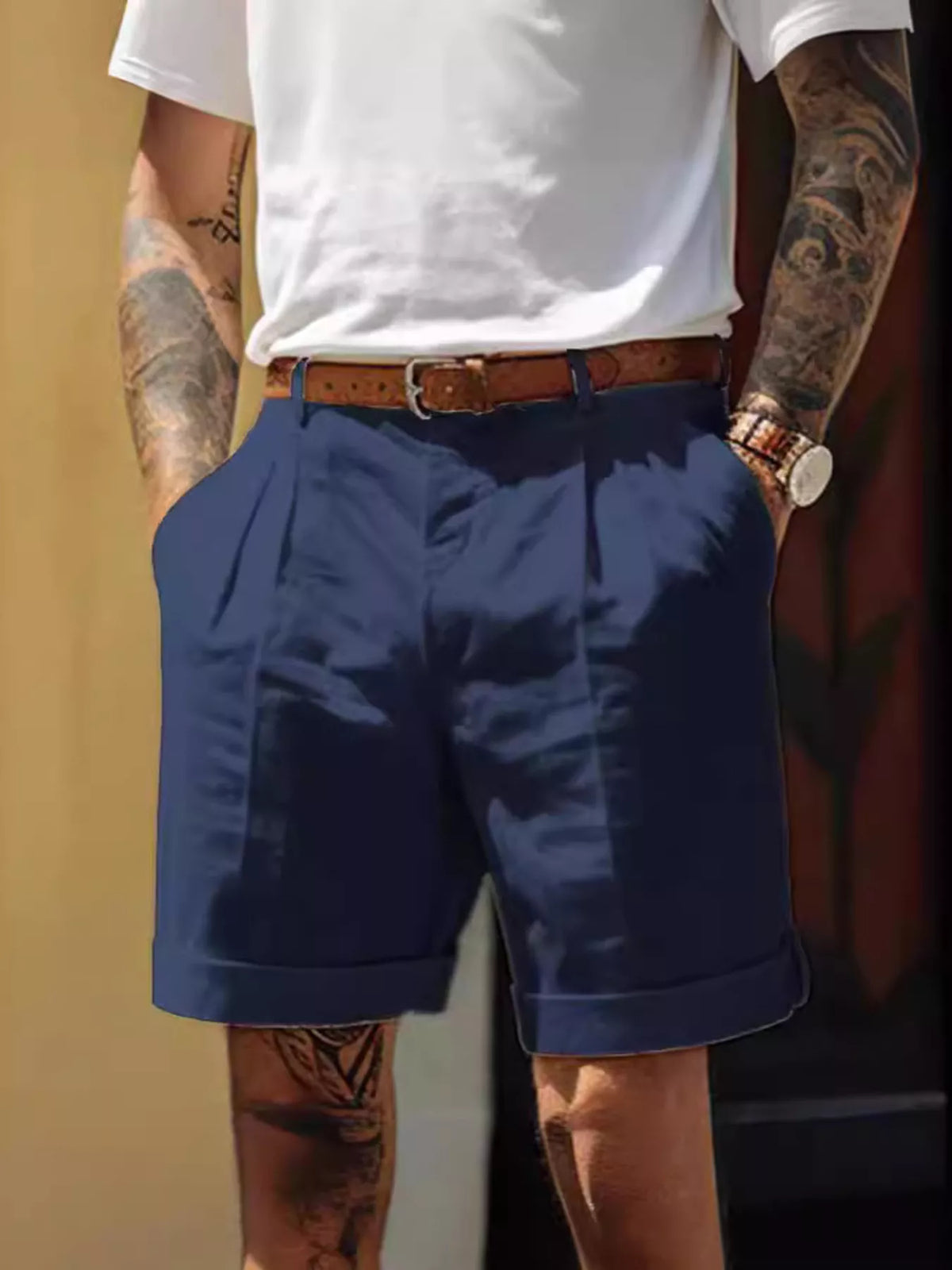 Men's navy blue classic pleated shorts with pockets, available in plus sizes.