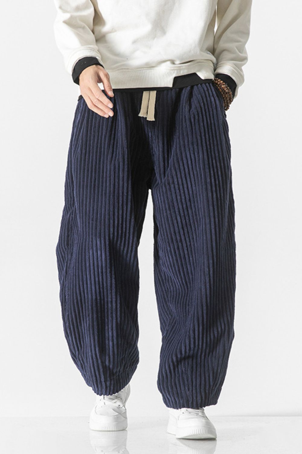 f971f5e6-693b-47a3-9556-2c313493ac19-Max