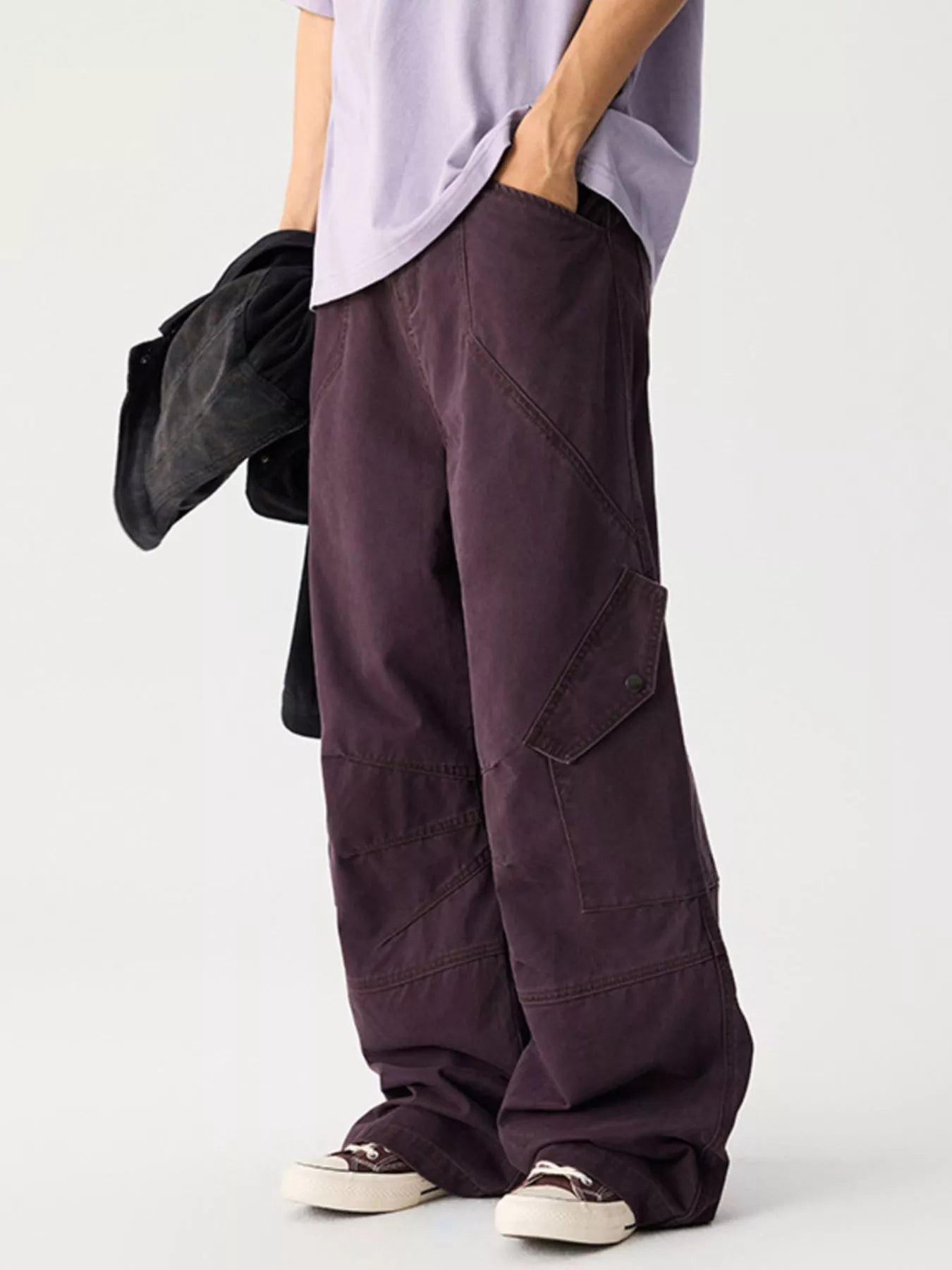 Men's wide leg cargo pants with pockets.