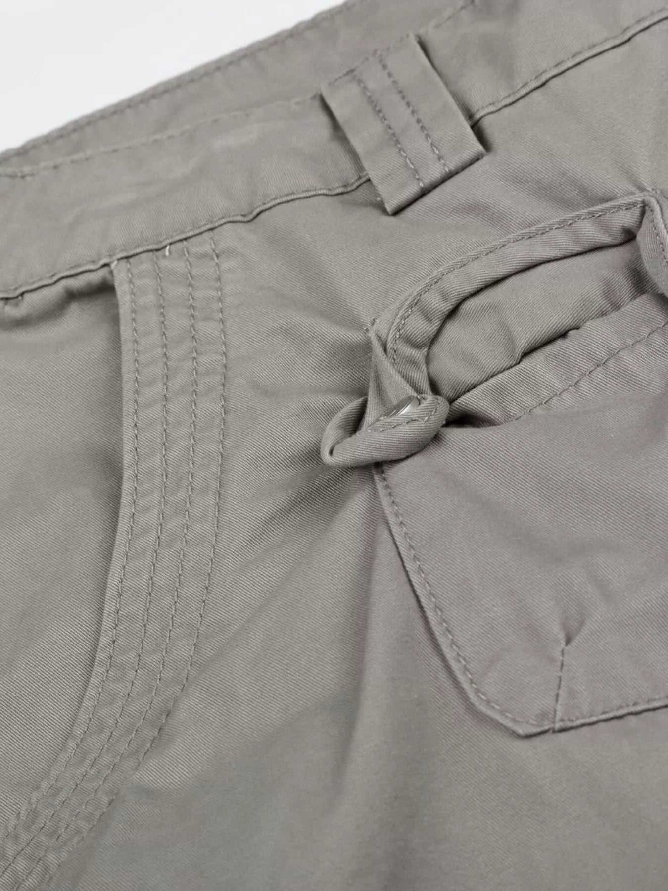 mens-cargo-shorts-with-multiple-pockets-06