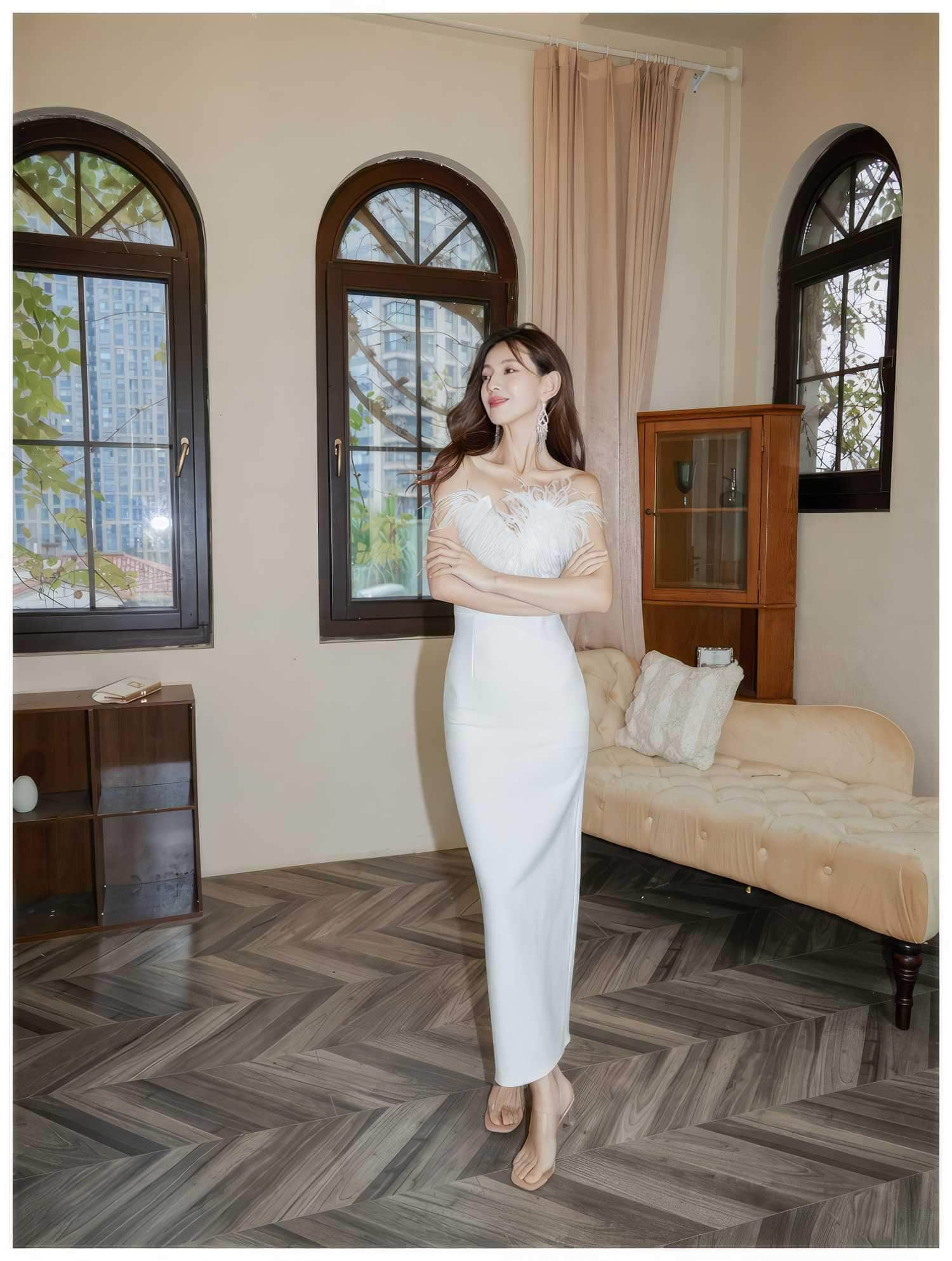 Feathered Tube Cutout Back Slit Dress XS / White