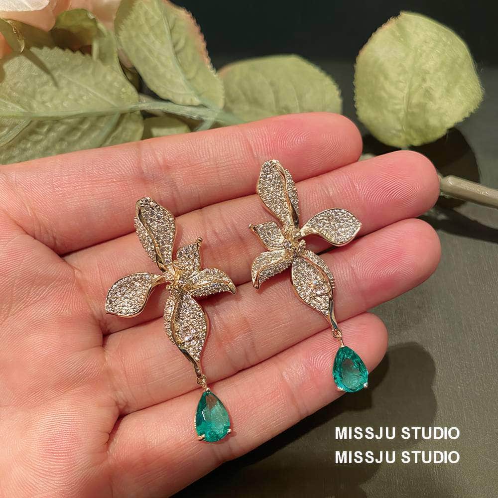 Floral Cutout Teardrop Crystal Studded Emerald Earrings Green