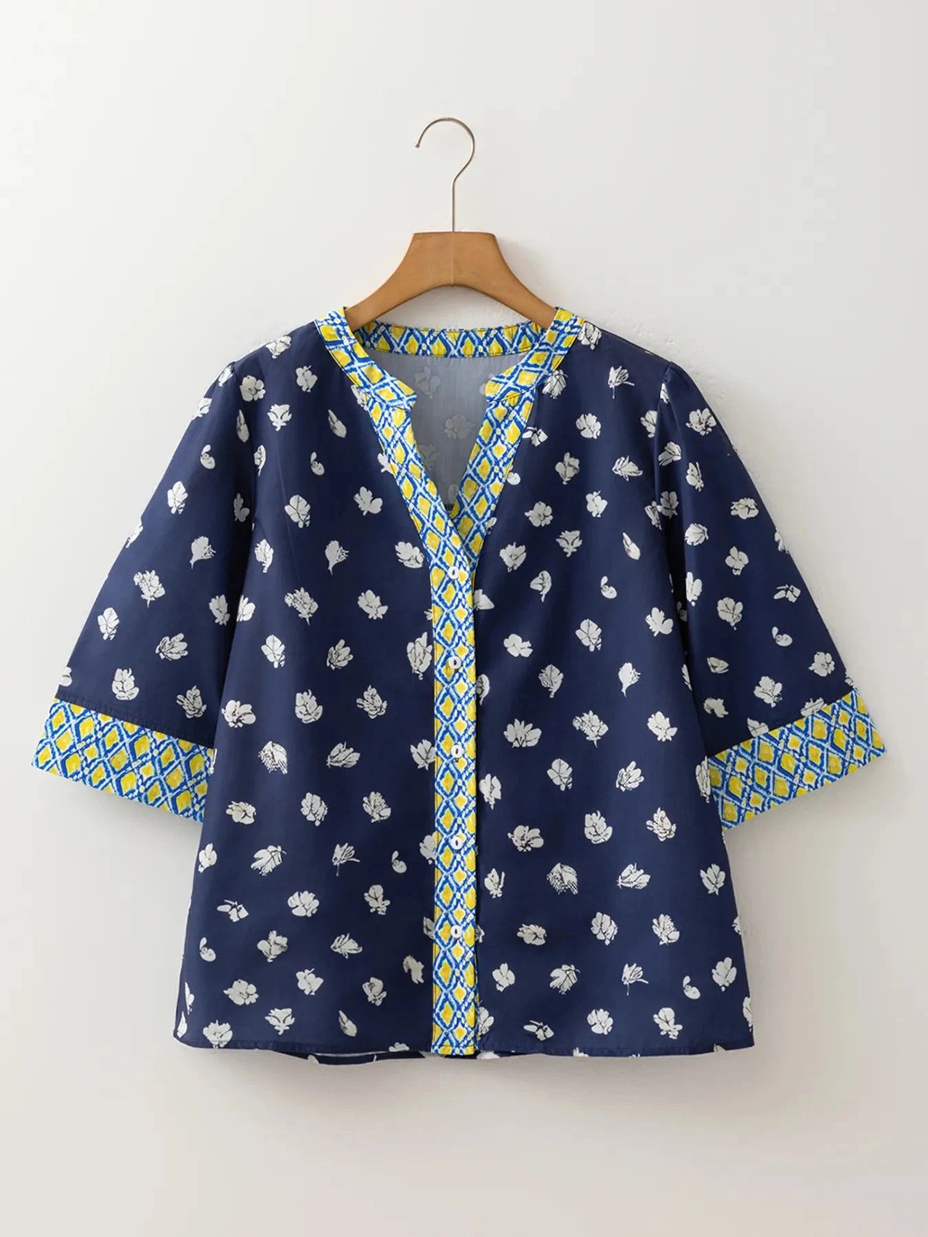 Floral Print Half Sleeve Contrast Trim Blouse