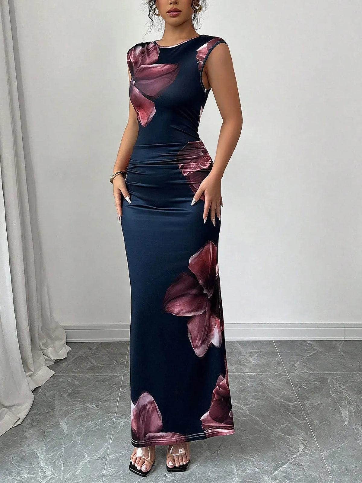 Floral Print Sleeveless Bodycon Maxi Dress Black / S