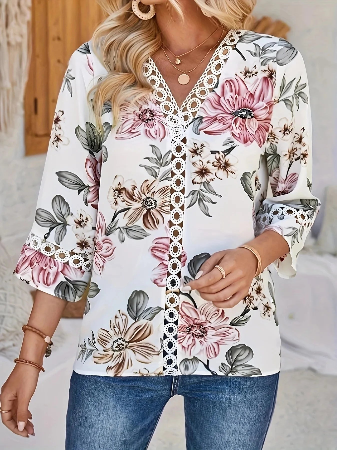 Floral Print V-Neck Blouse