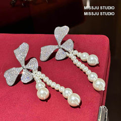 Floral Shaped Sparkly Pearl Deco Tassel Earrings White