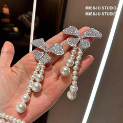 Floral Shaped Sparkly Pearl Deco Tassel Earrings White
