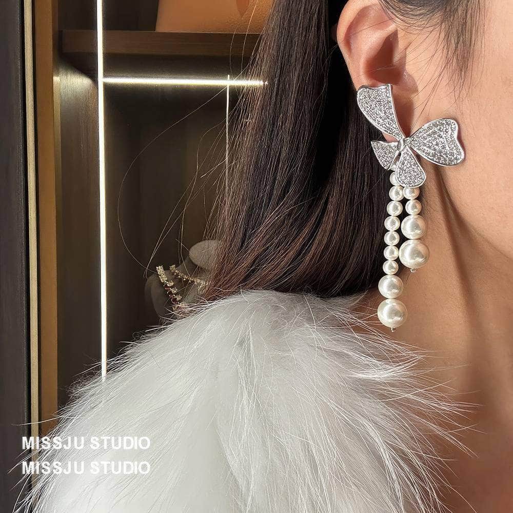 Floral Shaped Sparkly Pearl Deco Tassel Earrings White