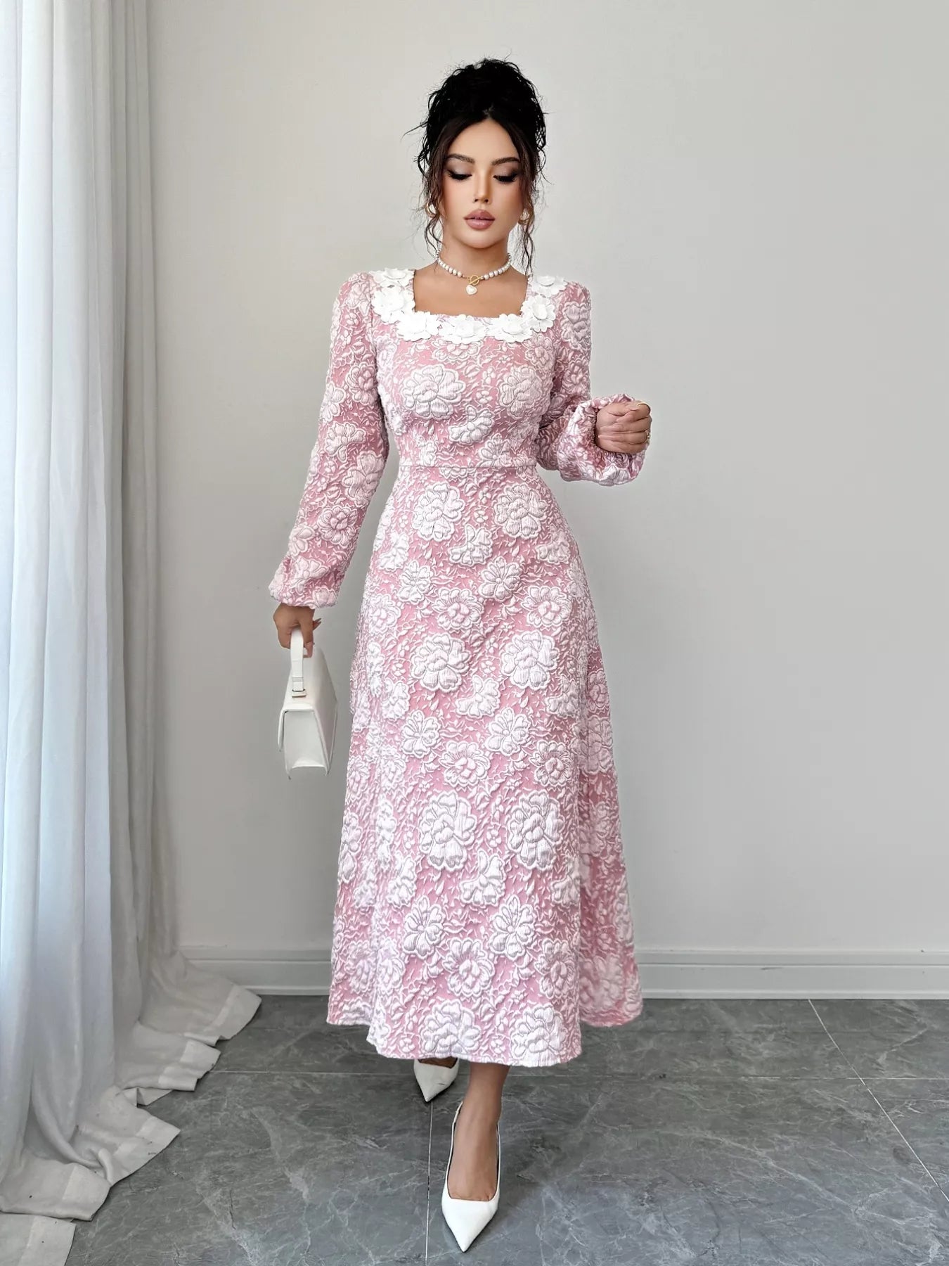 Floral Textured Square Neck Midi Dress Blush Pink / S