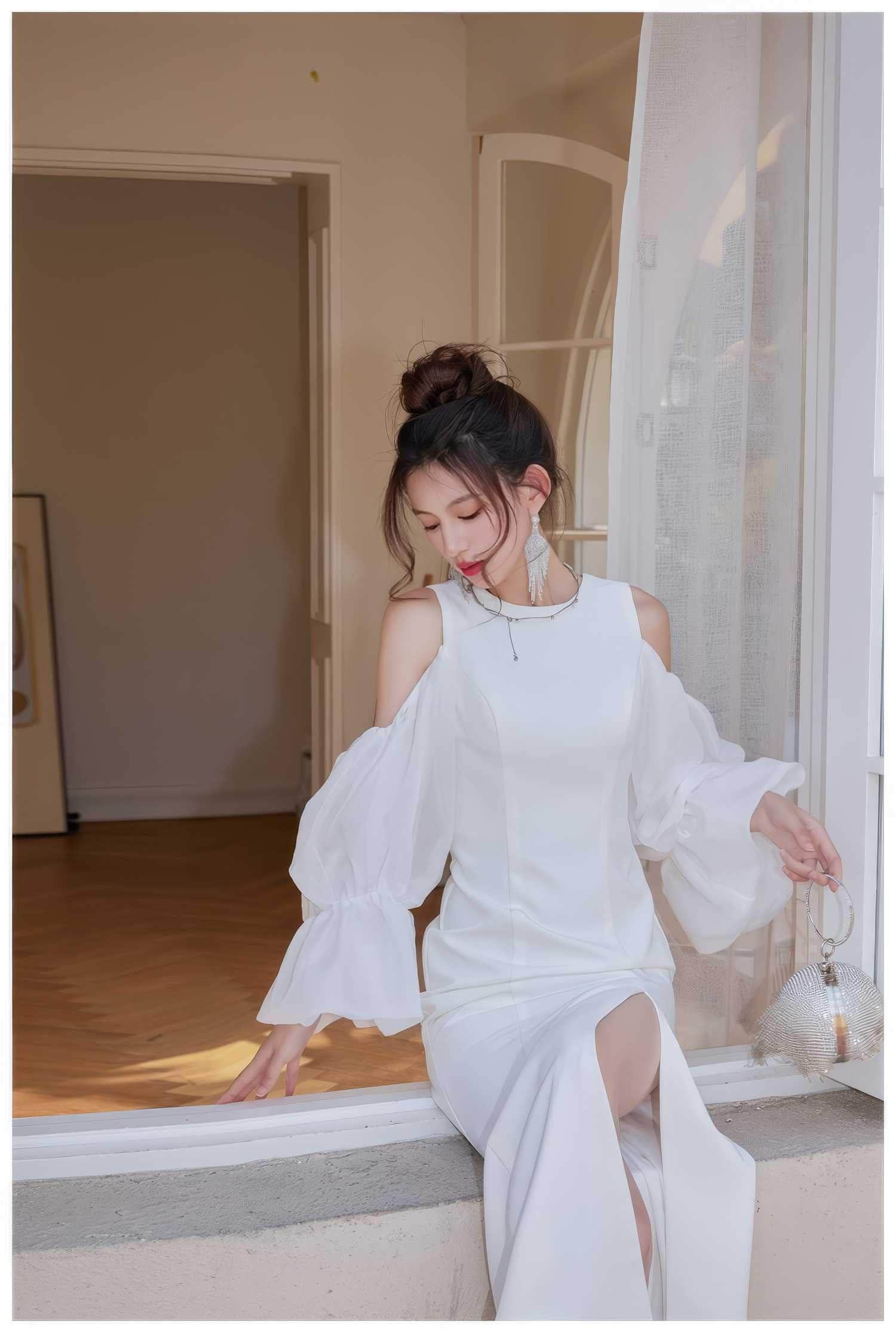 Flounce Sleeve Side-Slit Dress
