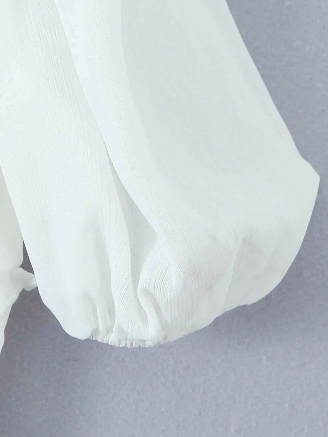 Frill V-Neck Puff Sleeve Blouse