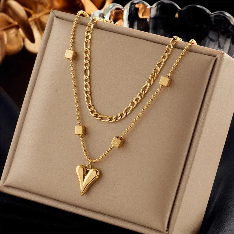 Gold Multilayer Heart Love Pendant Necklace: Fashionable Chain Jewelry N1842