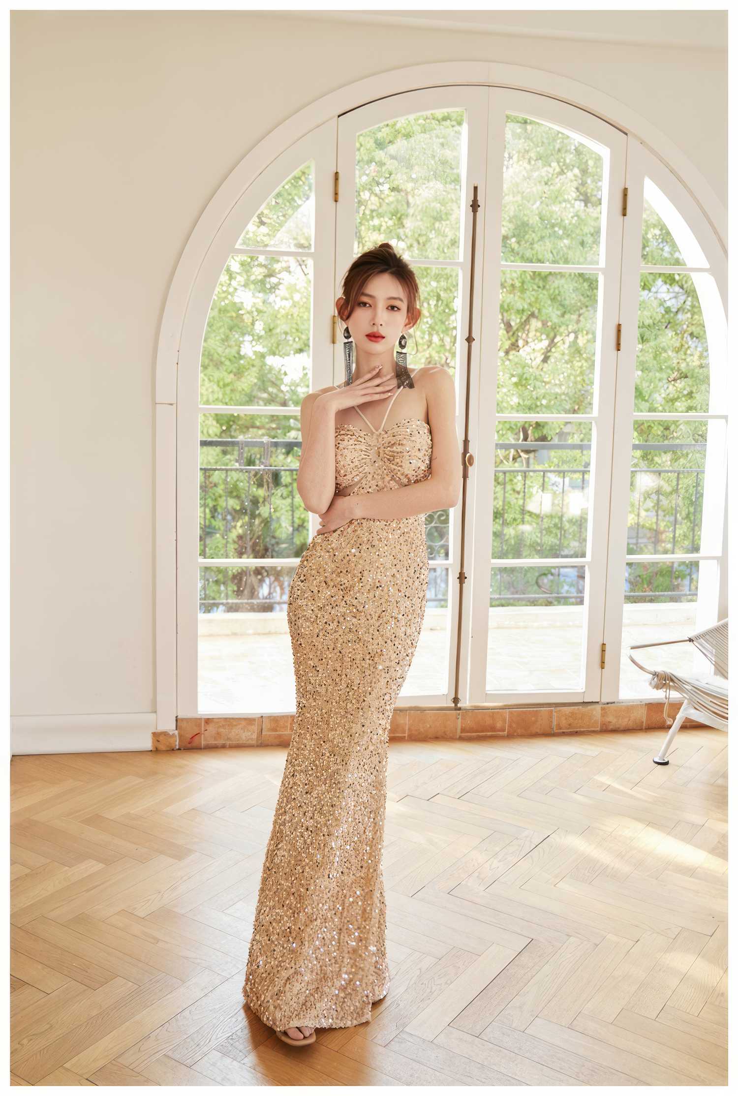 Halter Neck Cutout Sequin Mermaid Dress