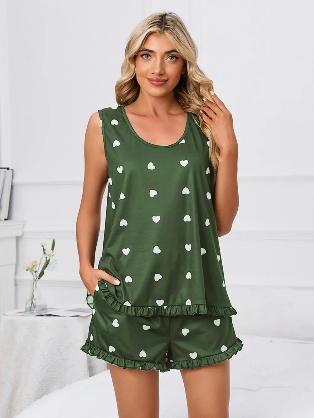 Heart Scoop Neck Tank and Shorts Lounge Set Army Green / L