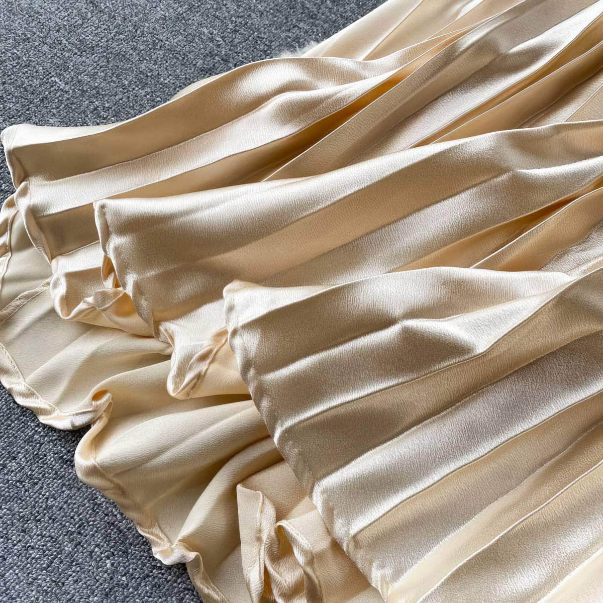 High Waist Pleated Maxi Skirt