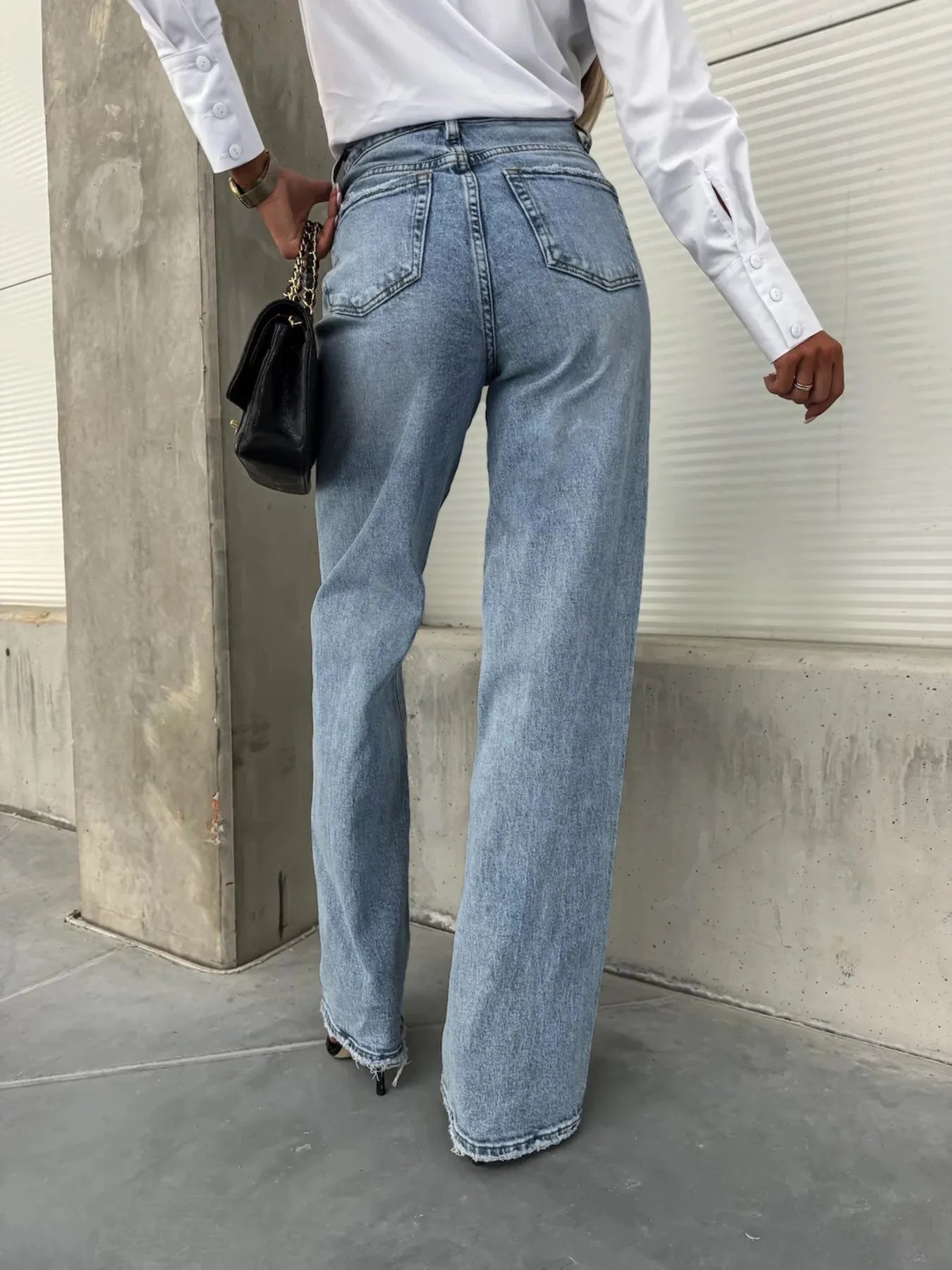 High-Waist Wash Raw Hem Jeans