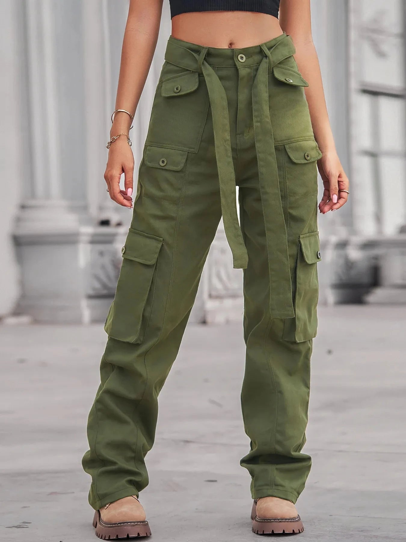 High-Waisted Multi-Pocket Cargo Jeans Military Green / S