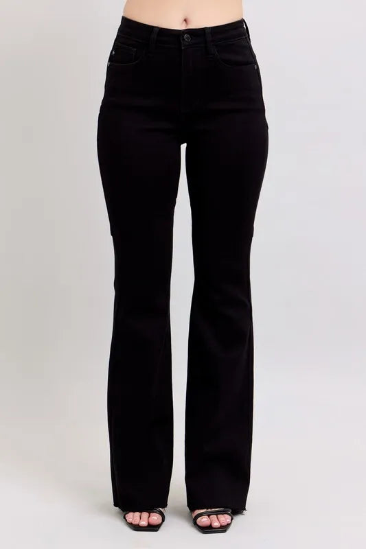 Judy Blue Full Size High Waist Star Seam Detail Flare Plus Size BK / 0(24)