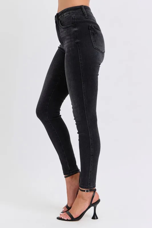 Judy Blue Full Size Mid Rise Tummy Control Skinny Jeans Plus Size