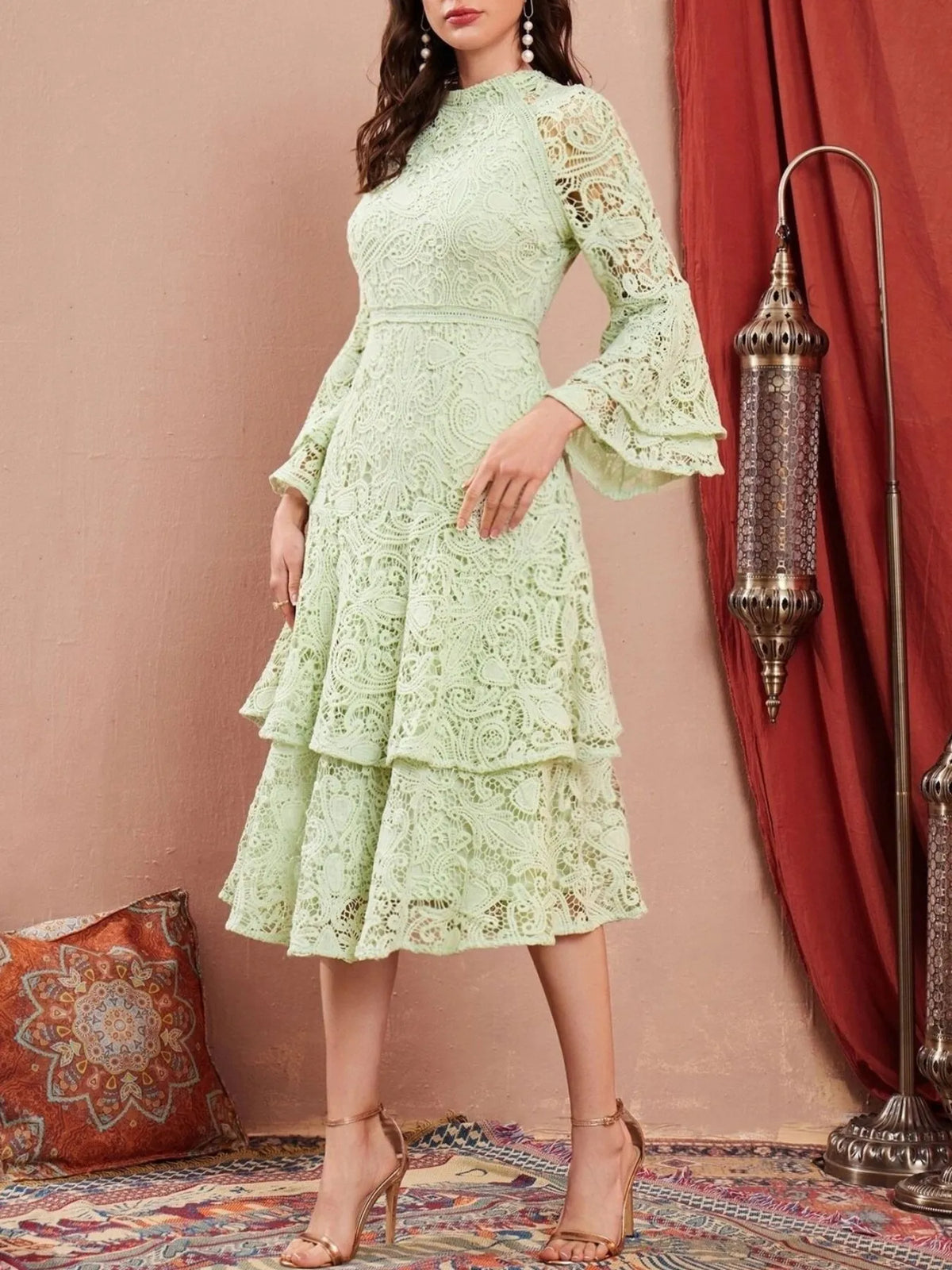 Lace Layered Flare Sleeve Dress Light Green / S