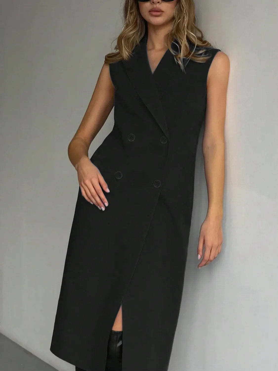 Lapel Collar Sleeveless Longline Blazer