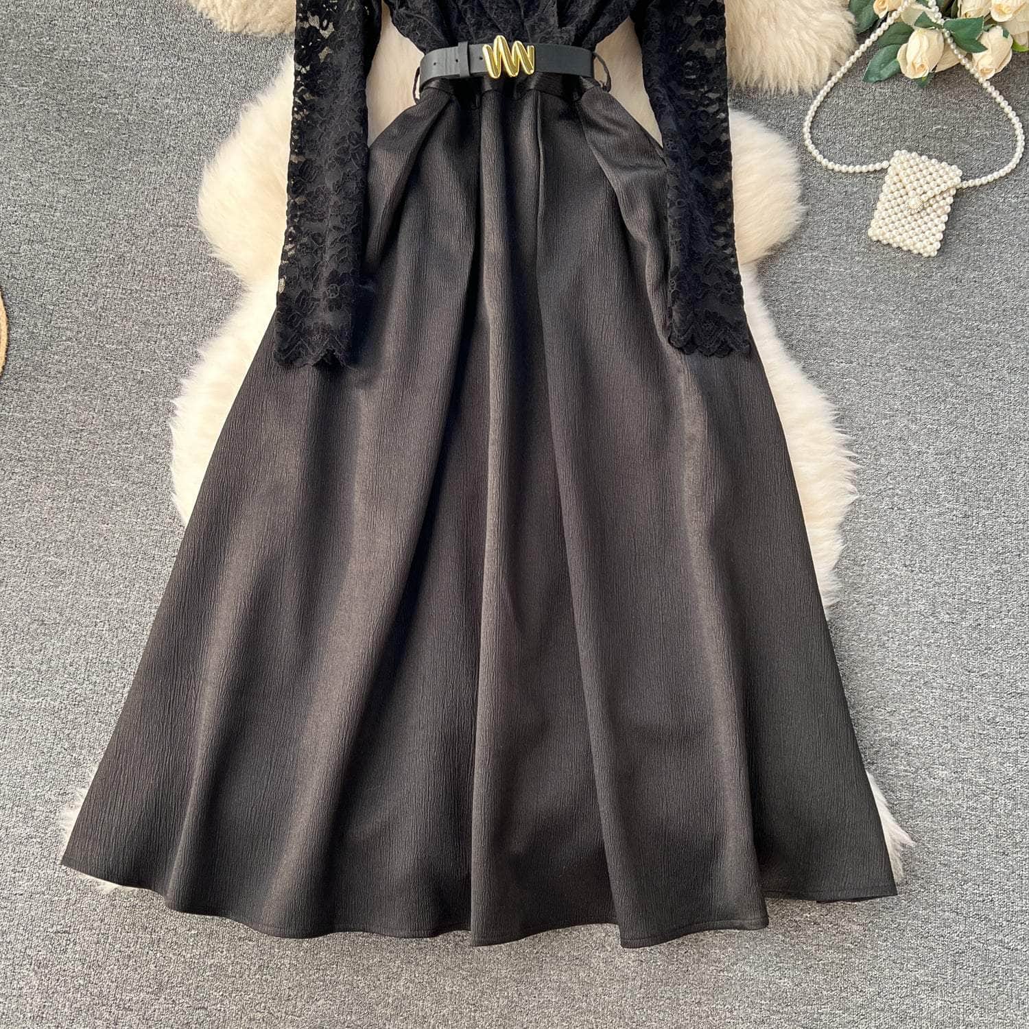 Long Sleeves Lace Maxi Pleated Dress