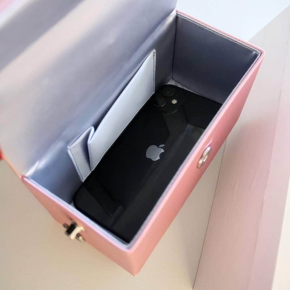 Luxury Rhinestone Deco Flap Top Handle Box Bag