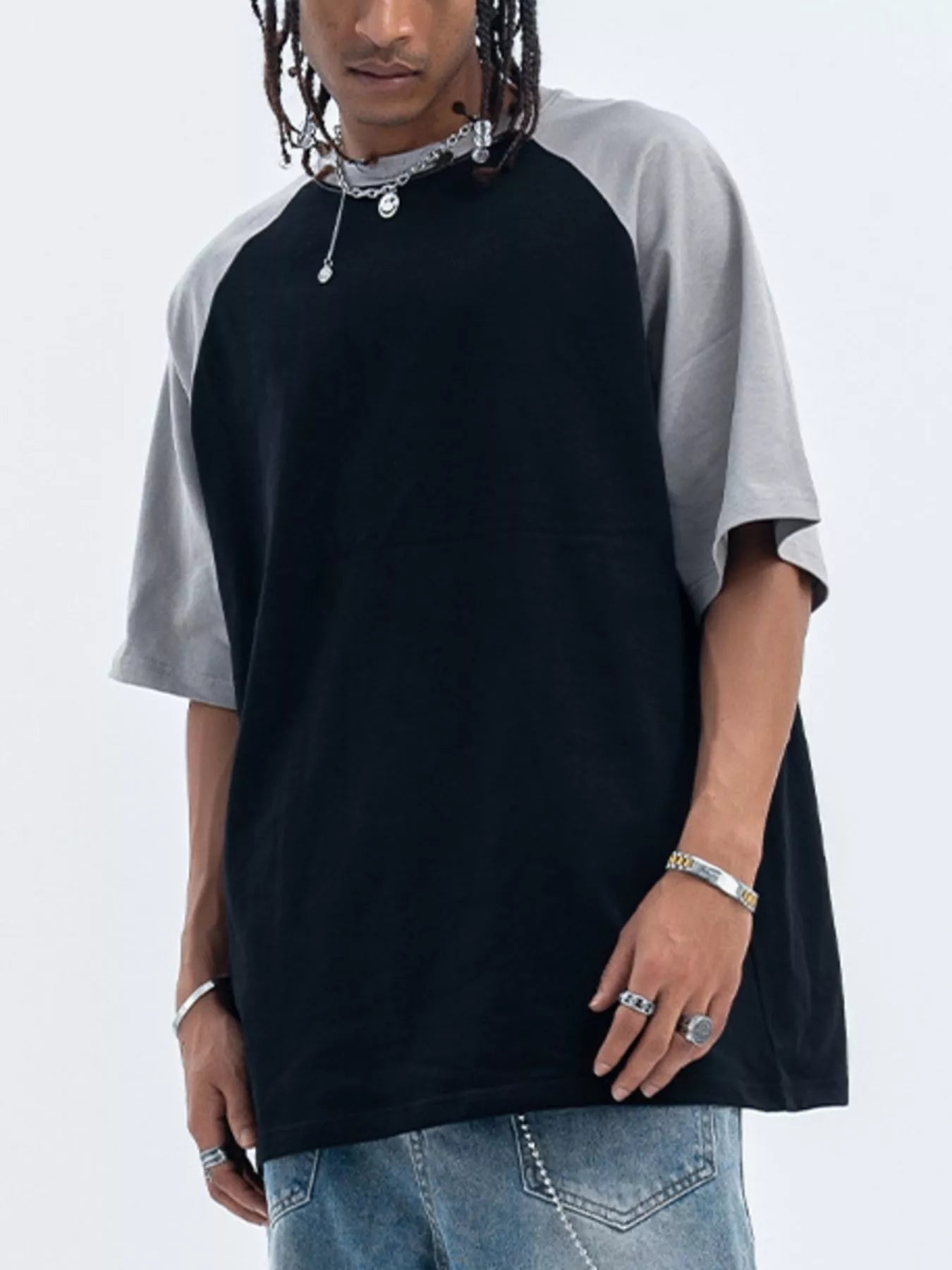 Men's Contrast Round Neck Half Sleeve T-Shirt