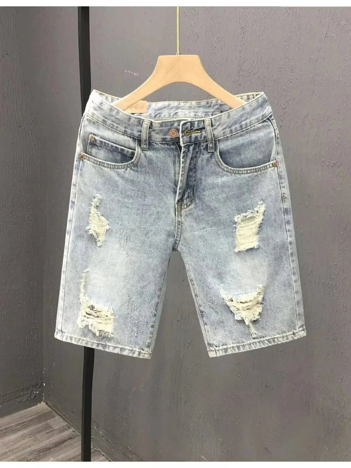 Men's Distressed Wash Denim Shorts Light Blue / 28