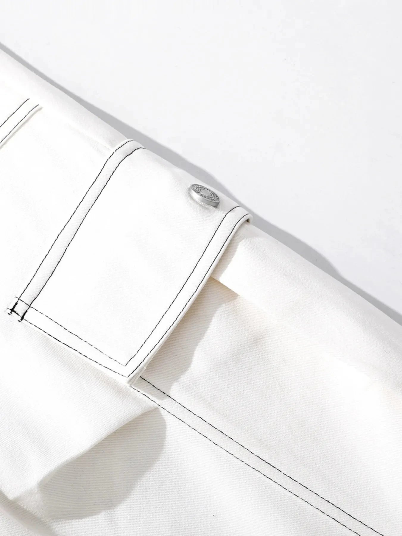 Men's Loose Fit Cargo Denim Shorts