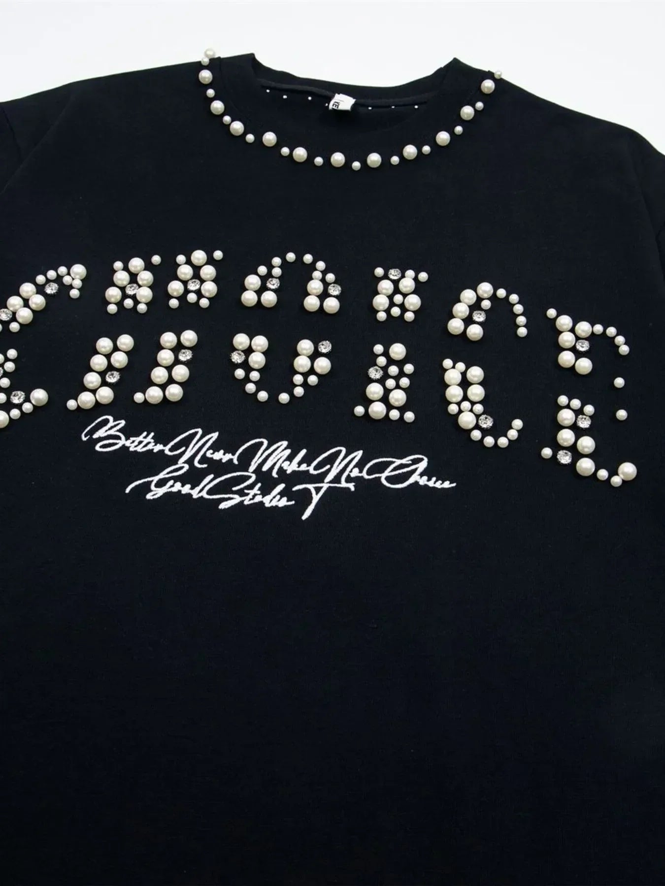 Men's Pearl Detail Round Neck T-Shirt